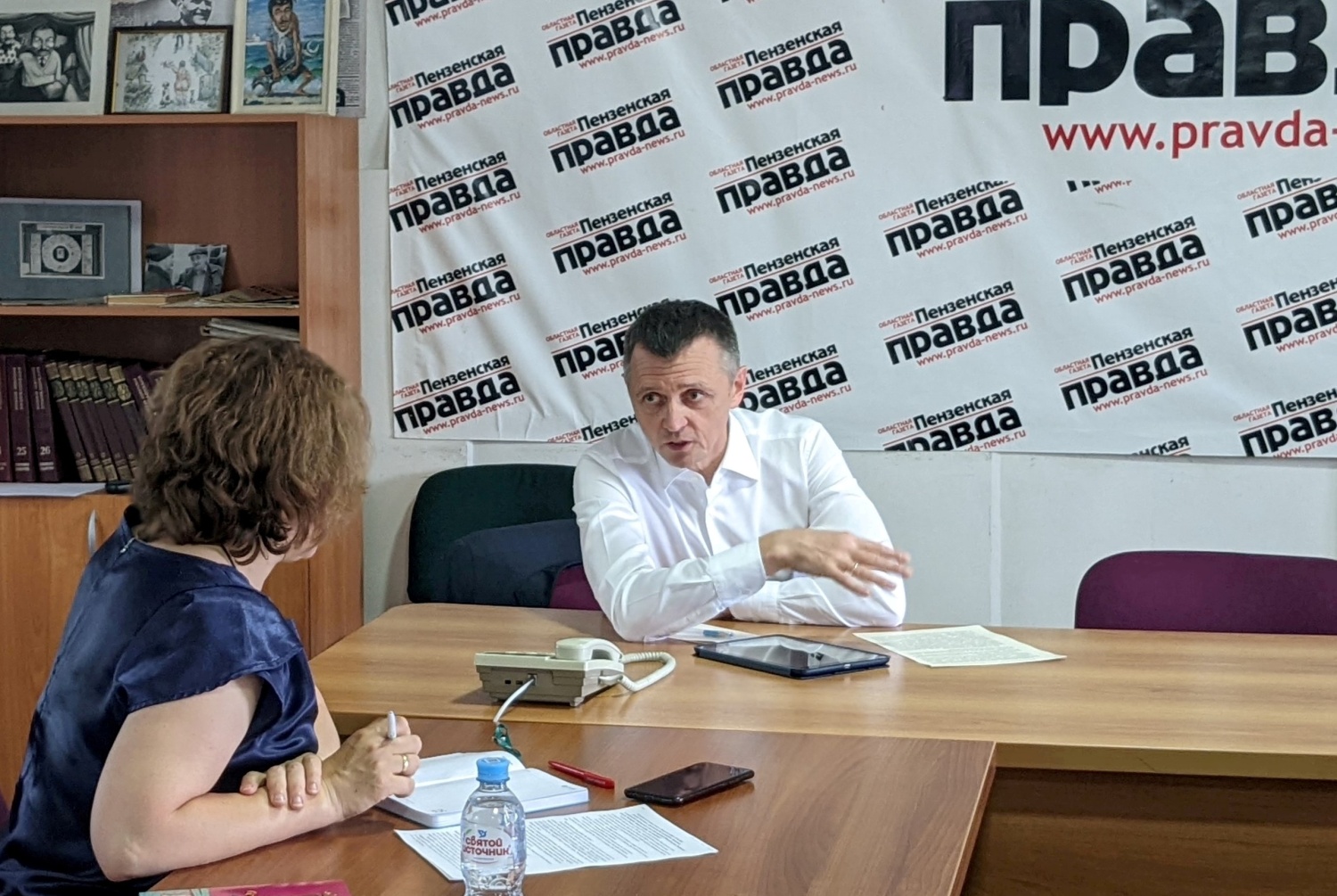 Дмитрий Гордеев провел прямую телефонную линию по антикоррупции Дмитрий Гордеев провел прямую телефонную линию по антикоррупции