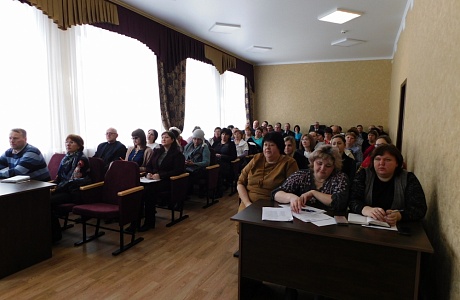 В Башмаковском районе Пензенской области проведен семинар - тренинг вопросам представления сведений о доходах, расходах, об имуществе и обязательствах имущественного характера
